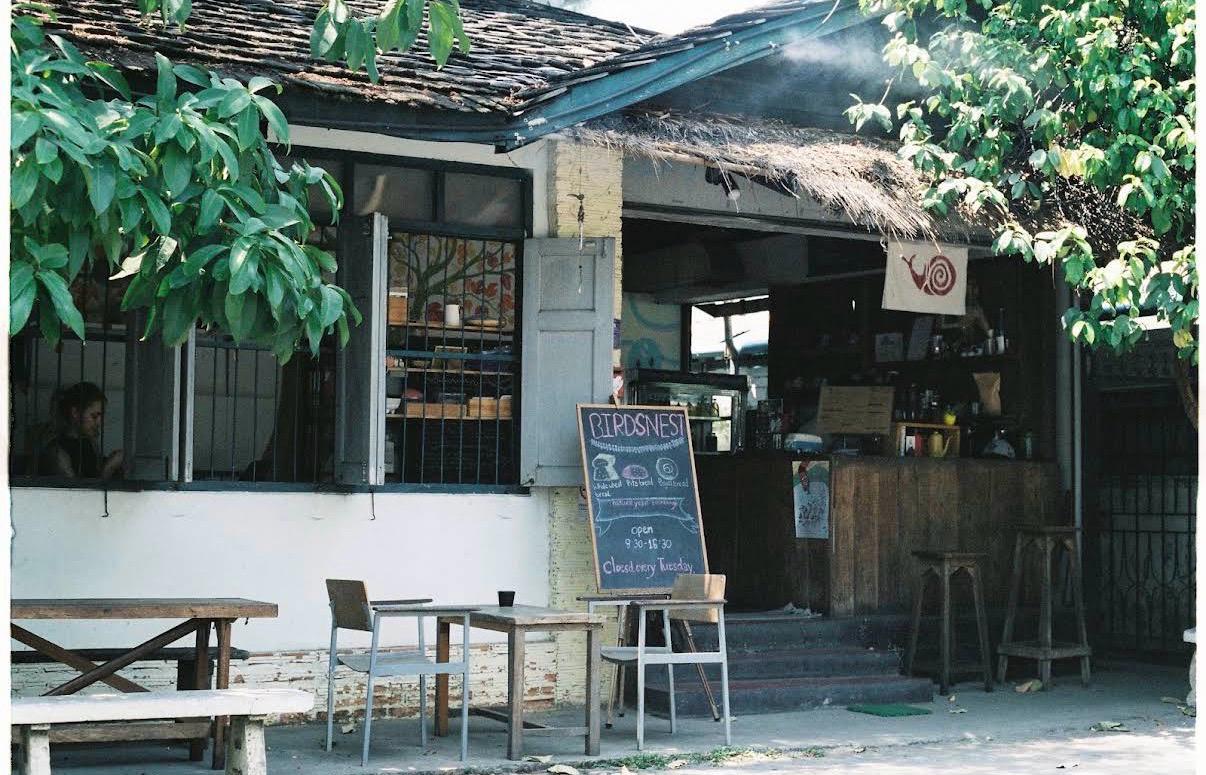 Bird's Nest Café