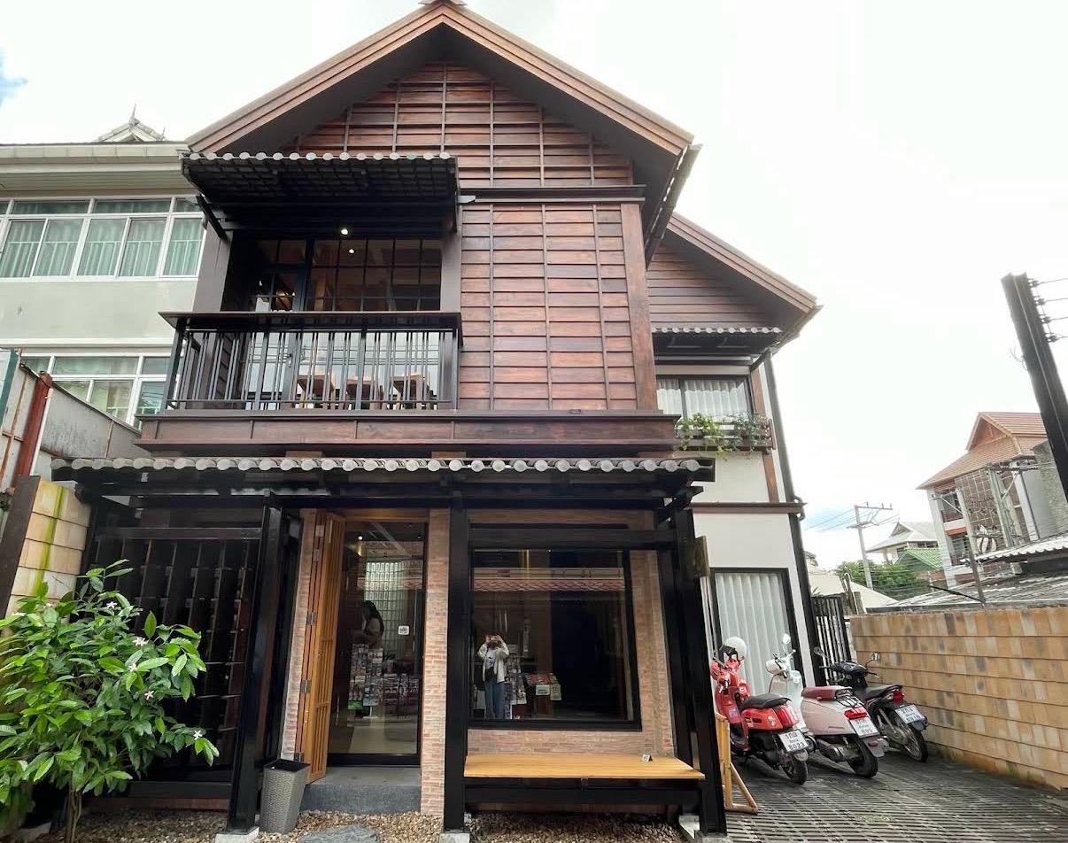 Akha Ama Coffee